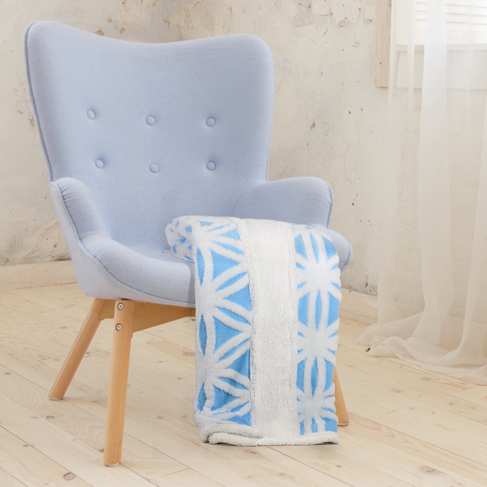 Soft Cozy Fleece Throw Blanket - Blue Geometric Pattern for Sofa, Chair & Bedroom