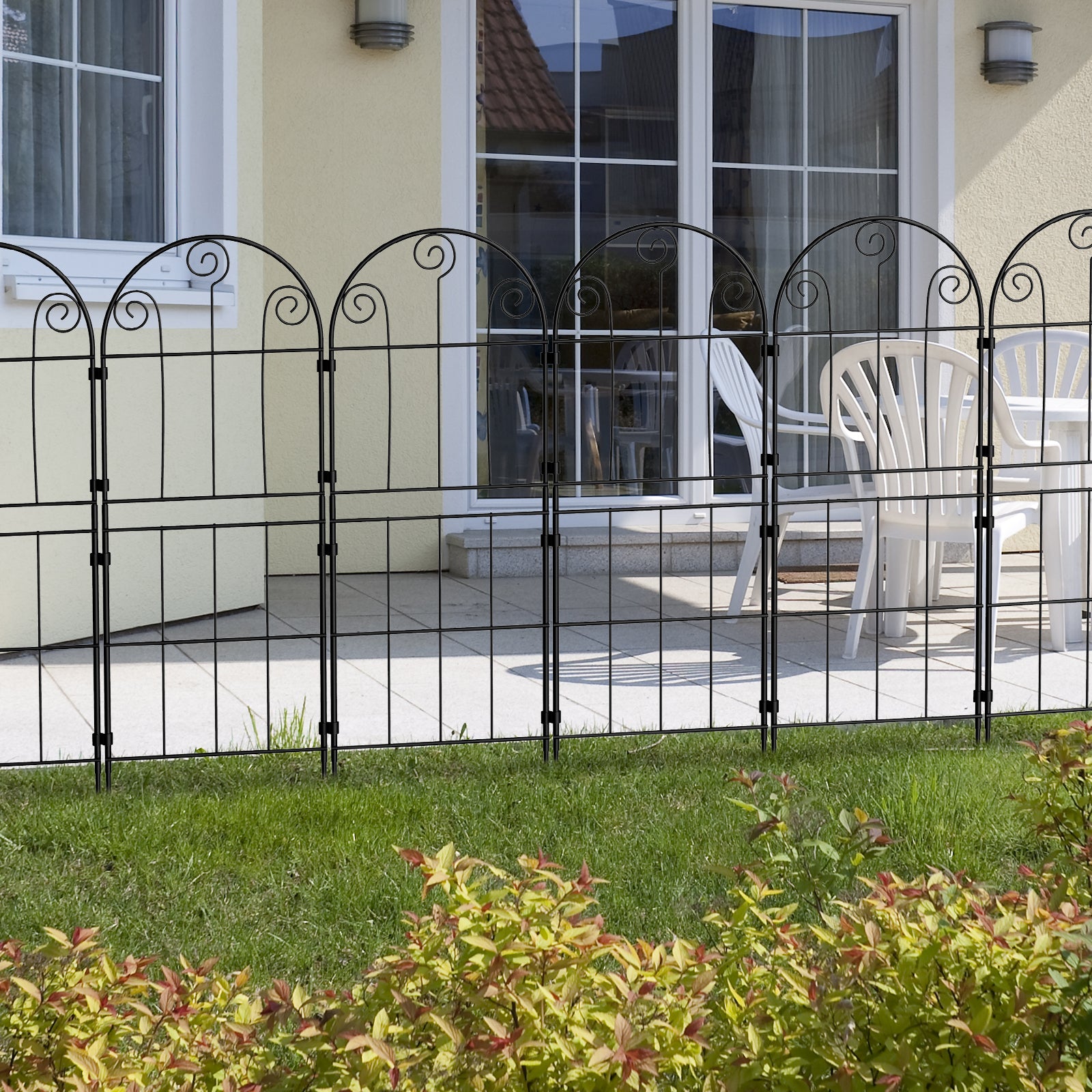 Decorative Scroll Garden Fence - Rustproof Metal Border - No-Dig Animal Barrier for Flower Beds,