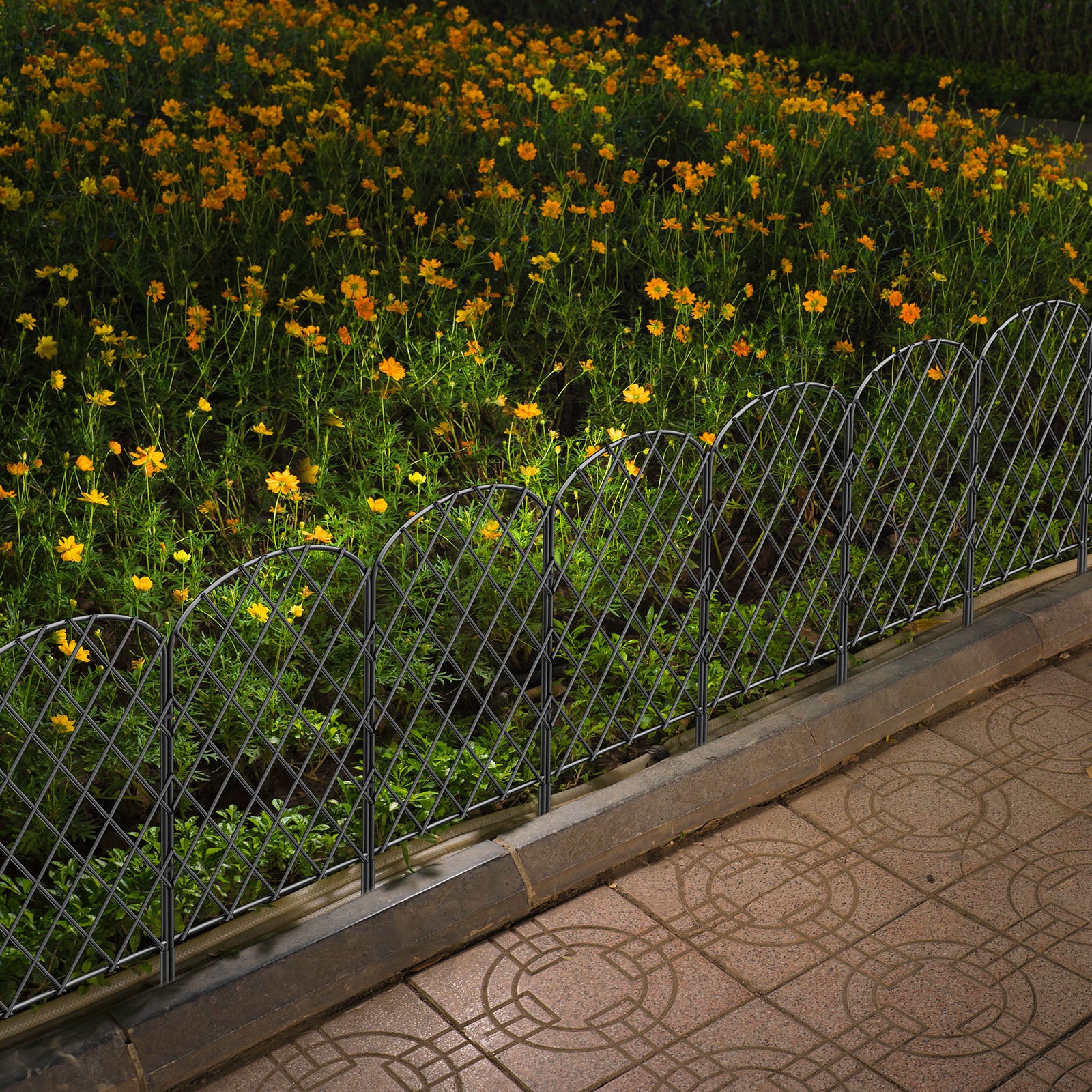 Arched Decorative Garden Fence - Metal Animal Barrier Edging Panels