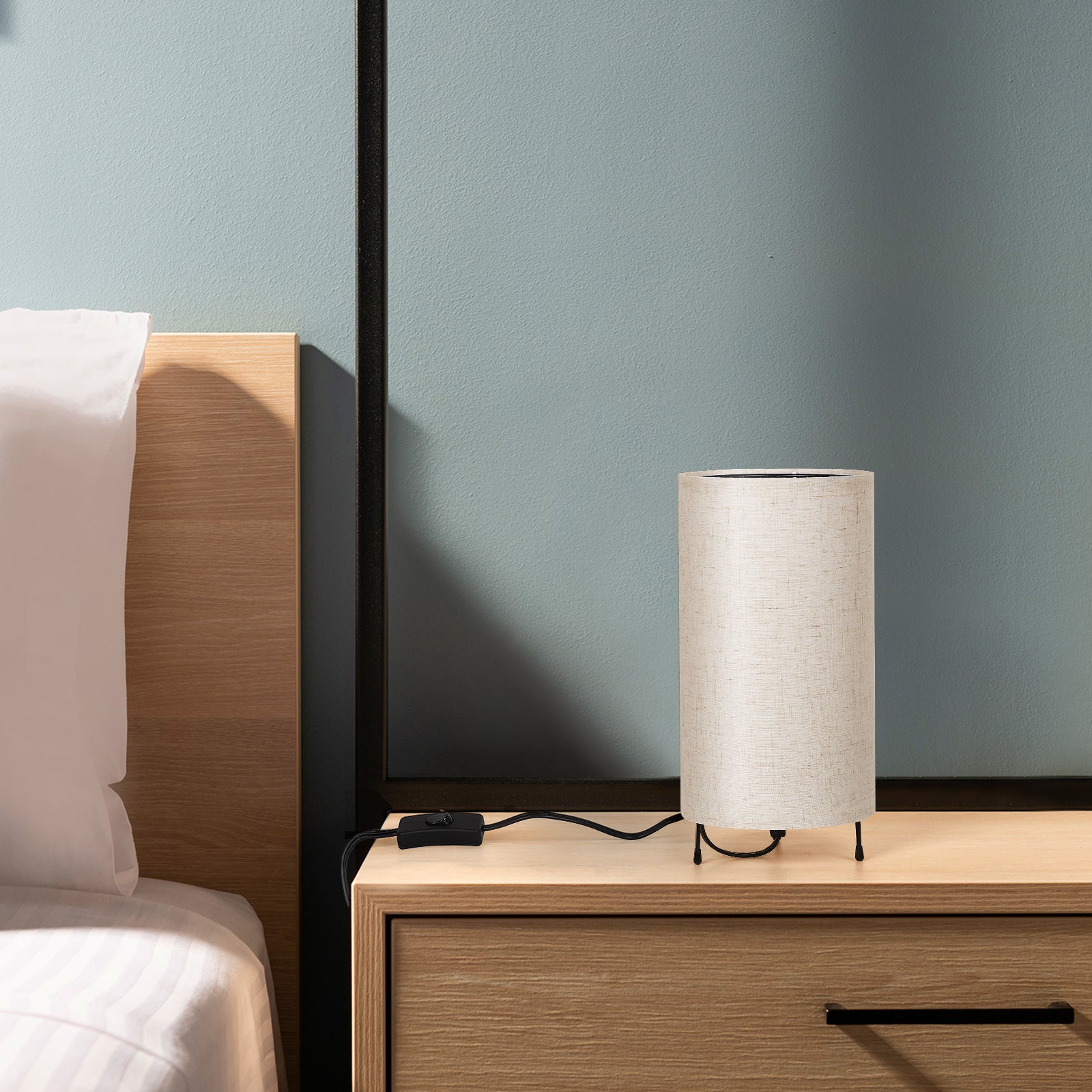 Minimalist Cylindrical Tripod Bedside Lamps (Set of 2)， Small Nightstand Lamps with Linen Shade.