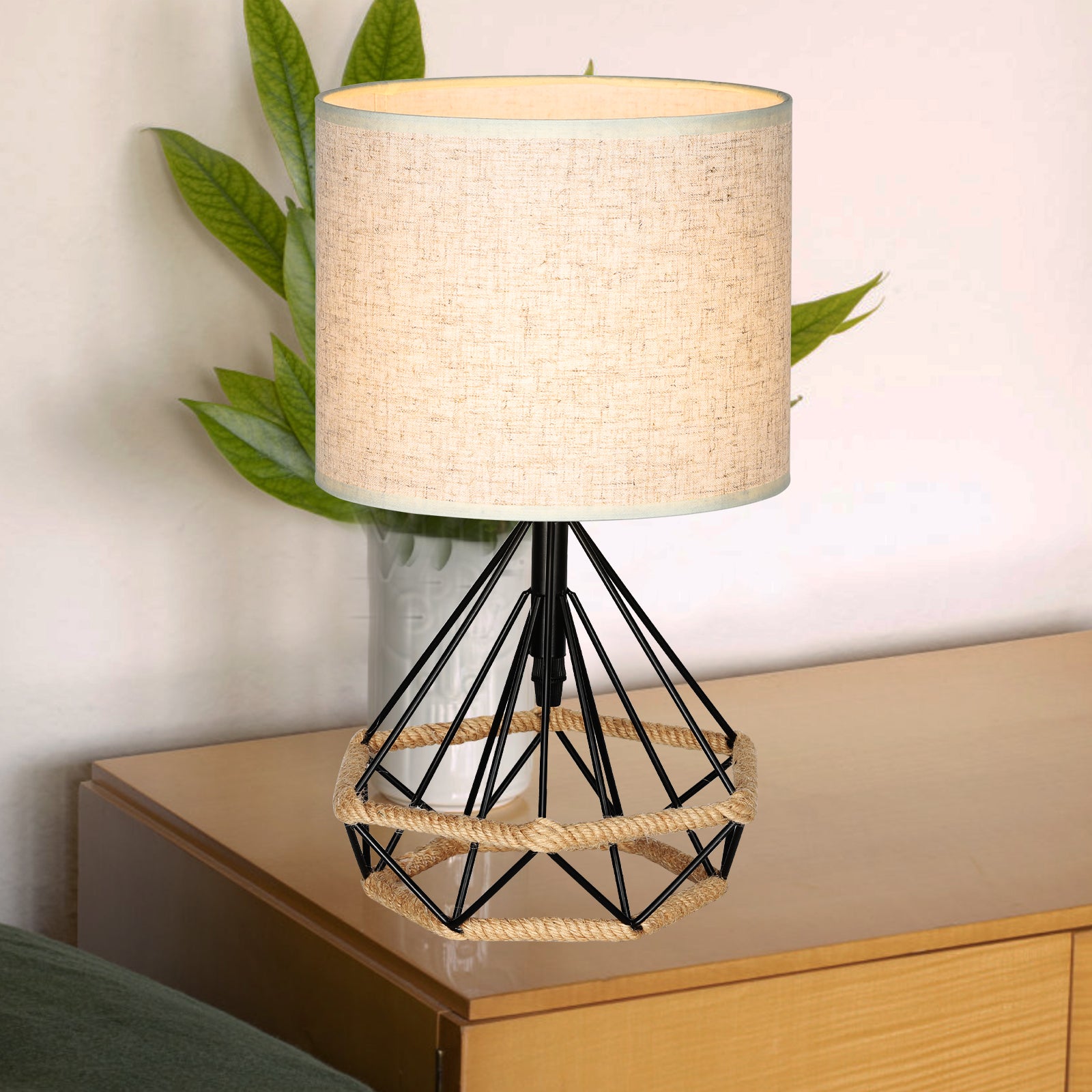 Sleek Black Metal Desktop Lighting for Sleeping Areas and Side Tables