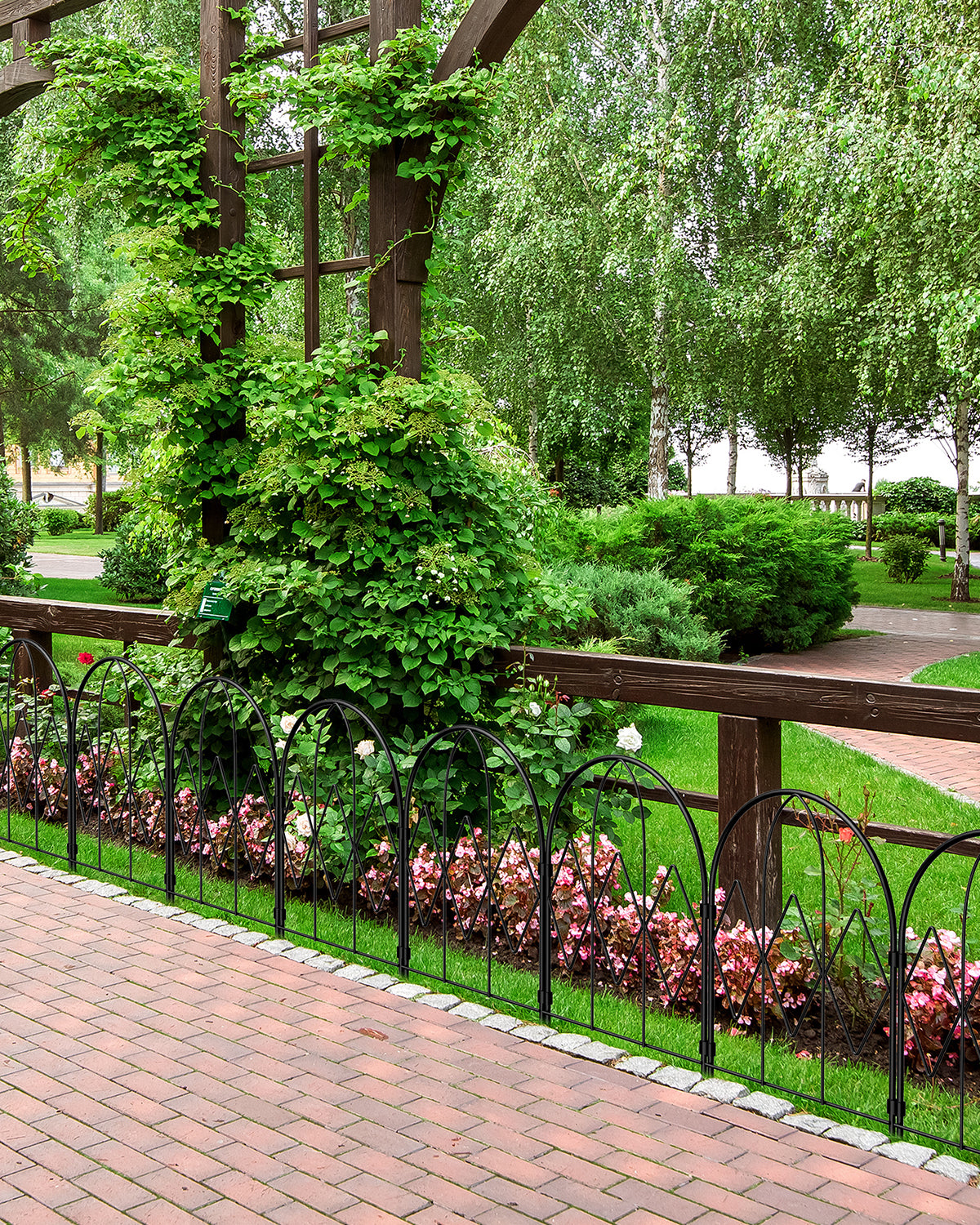 20-Pack Decorative Garden Fence, 16.5"H Diamond Pattern Animal Barrier for Yard & Landscape, Rustproof Metal,