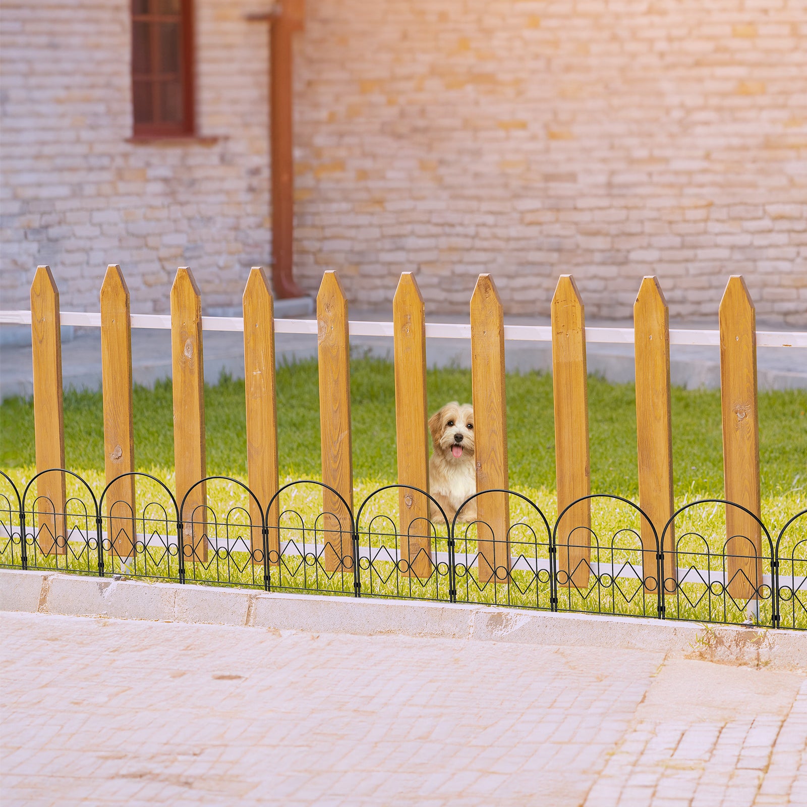 35-Panel Garden Fence Border - Arch & Diamond Design No-Dig Animal Barrier - Decorative Metal Fencing for Patio & Lawn