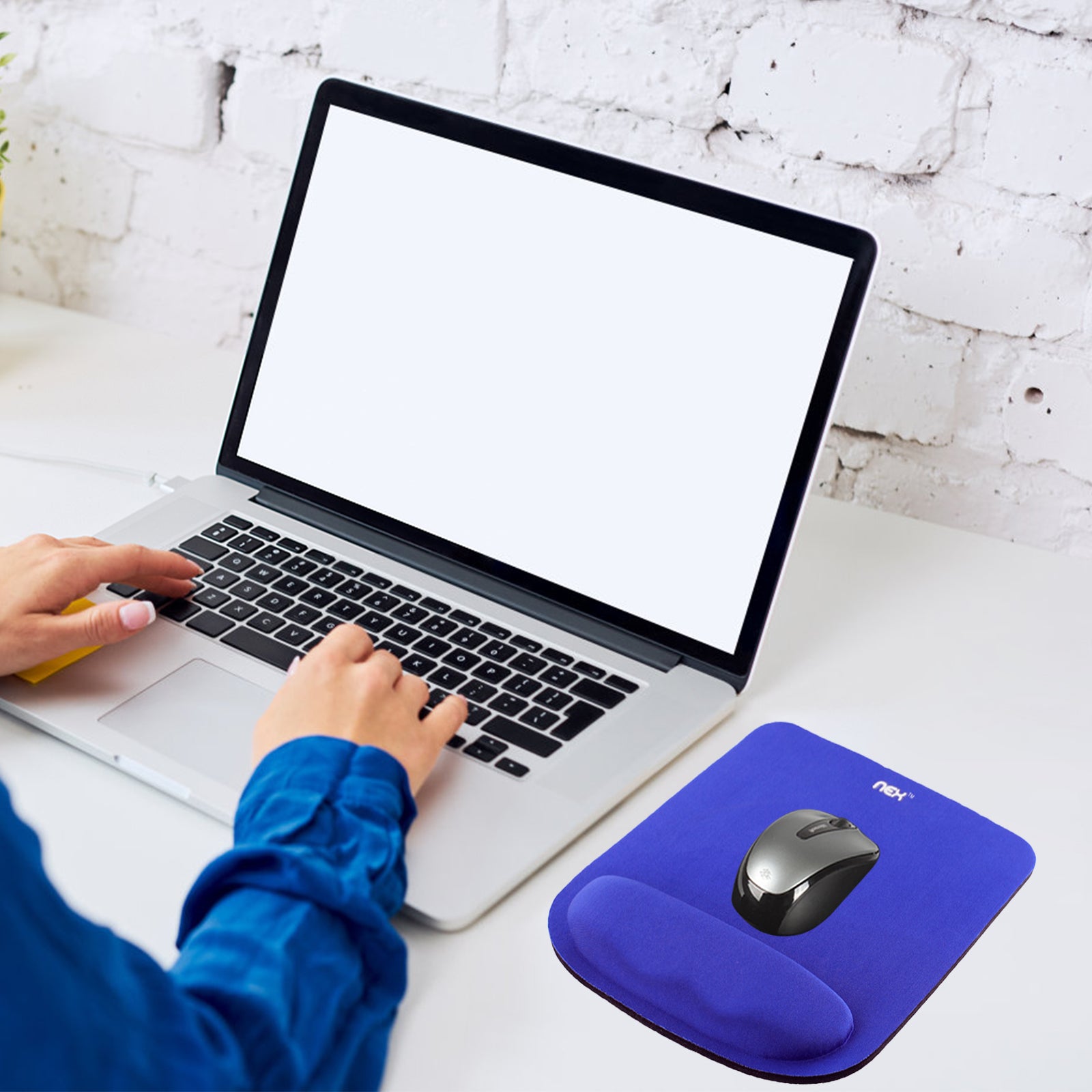 Ergonomic Mouse Pad with Memory Foam Wrist Rest, Comfortable Support for Gaming & Office